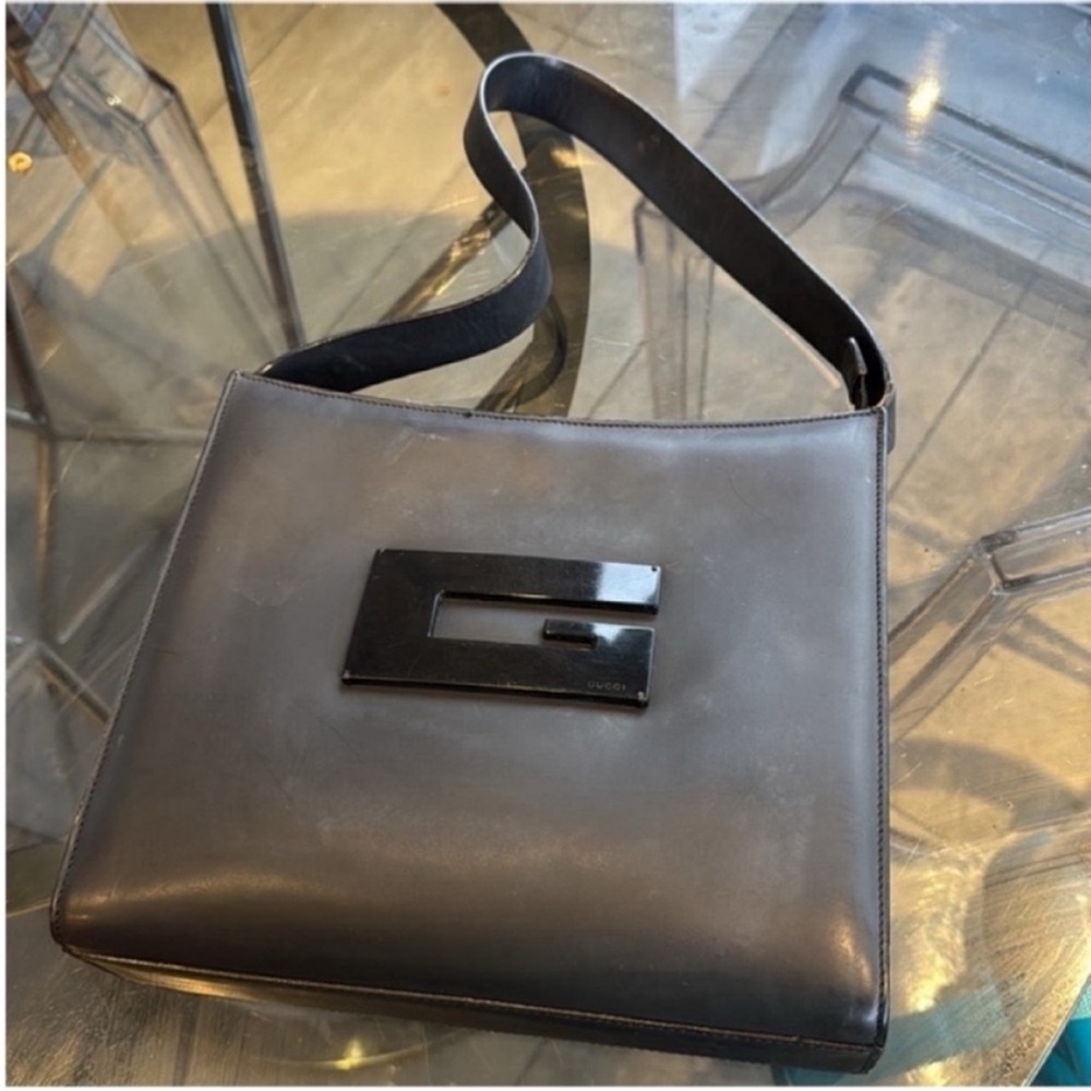 Gucci authentic Black Leather Shoulder Bag